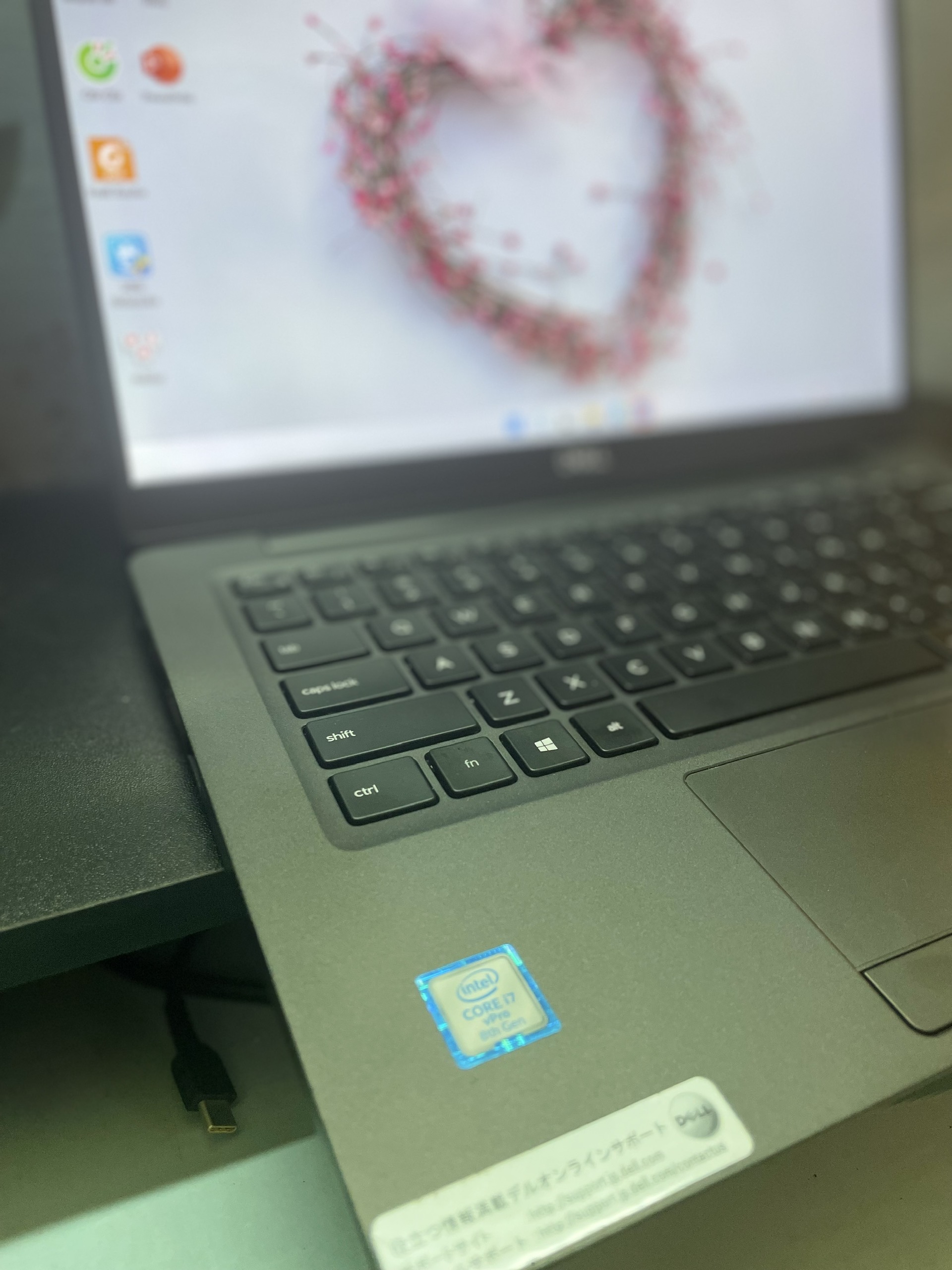 Dell Latitude 7300 i7 Touch – Sang trọng, hiện đại, trải nghiệm chạm mượt mà - Image 3