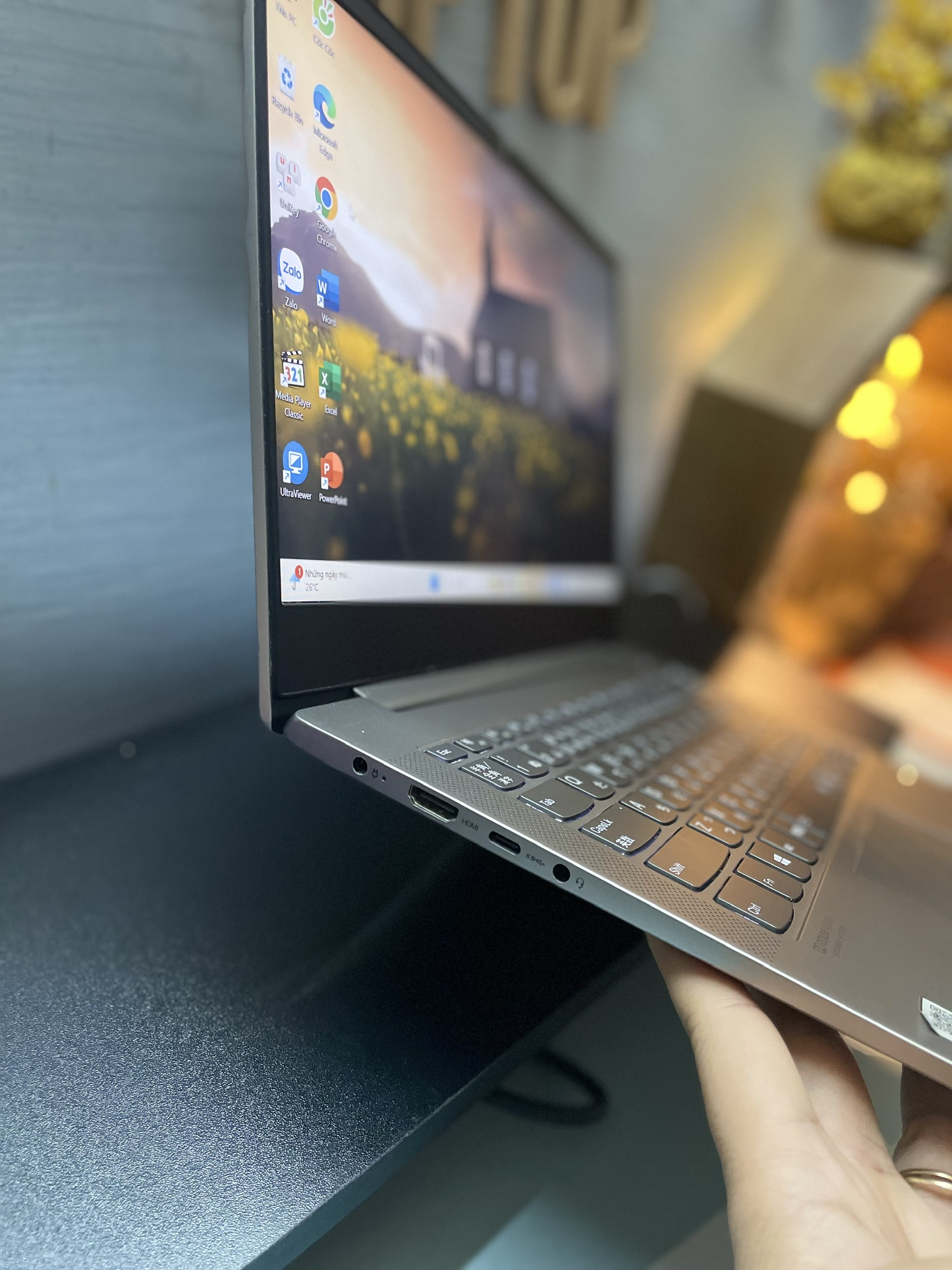 Lenovo IdeaPad S540 i5 Gen 8 – Thanh lịch, mạnh mẽ, linh hoạt - Image 2