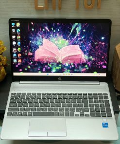 HP 250 G8 2