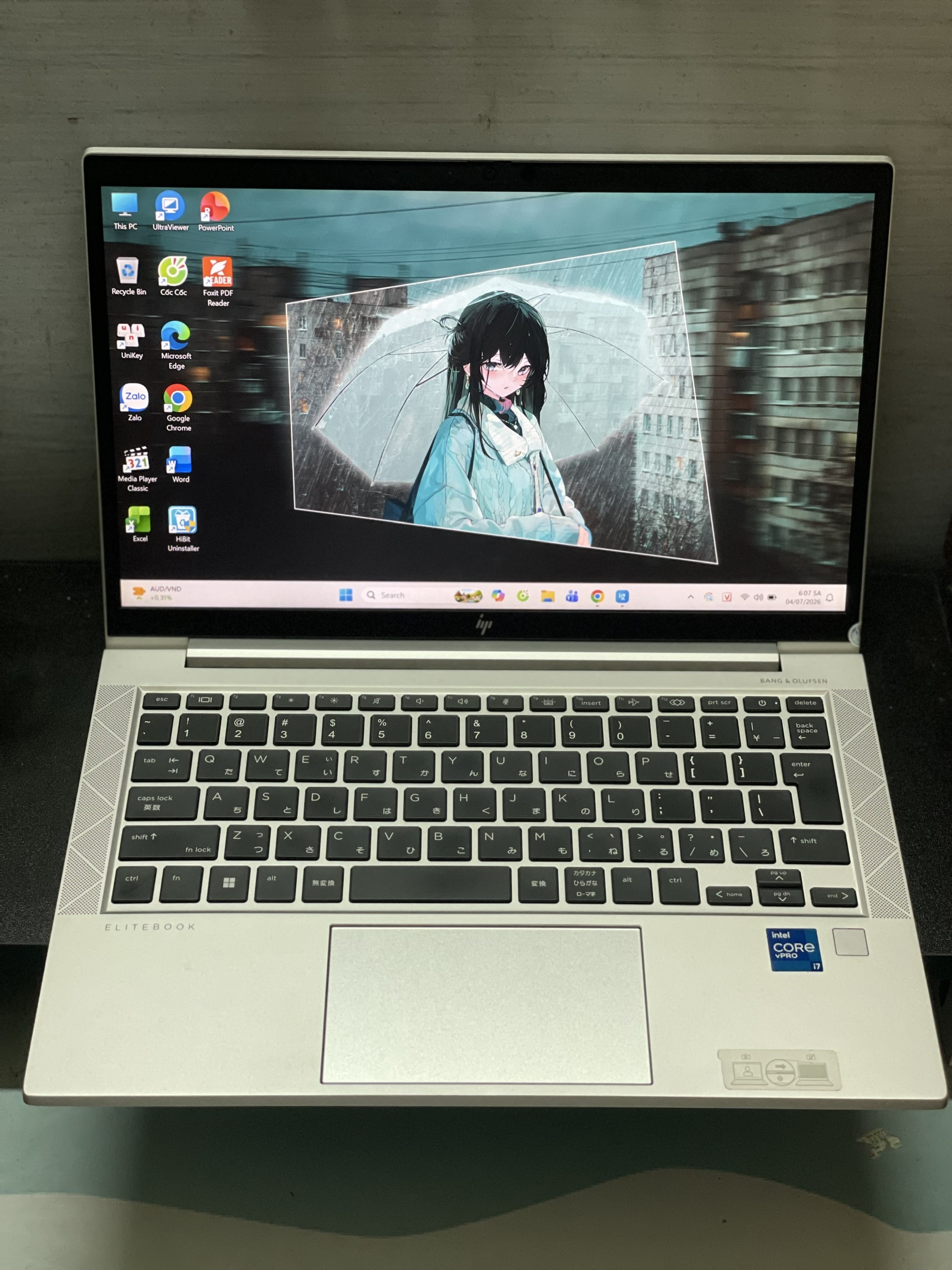 HP EliteBook 830 G8 – Sang trọng, mạnh mẽ, chuẩn laptop doanh nhân thế hệ mới
