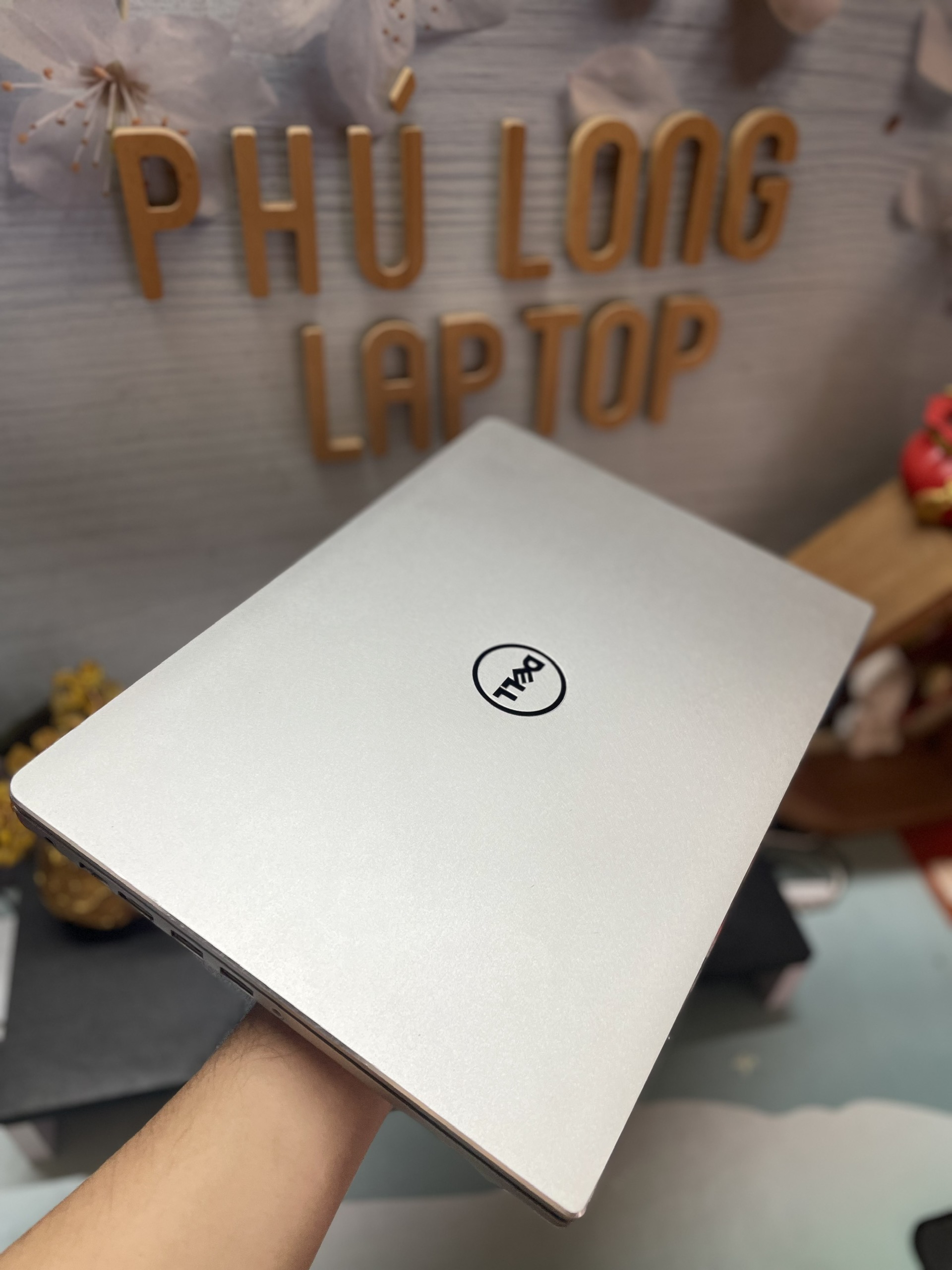 Dell Inspiron 7460 – Thiết kế nhôm sang trọng, mỏng nhẹ và bền bỉ - Image 4